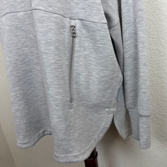 Varley Bay Sweat Pullover in Grey Marl
Size Large - Picture 8 of 15